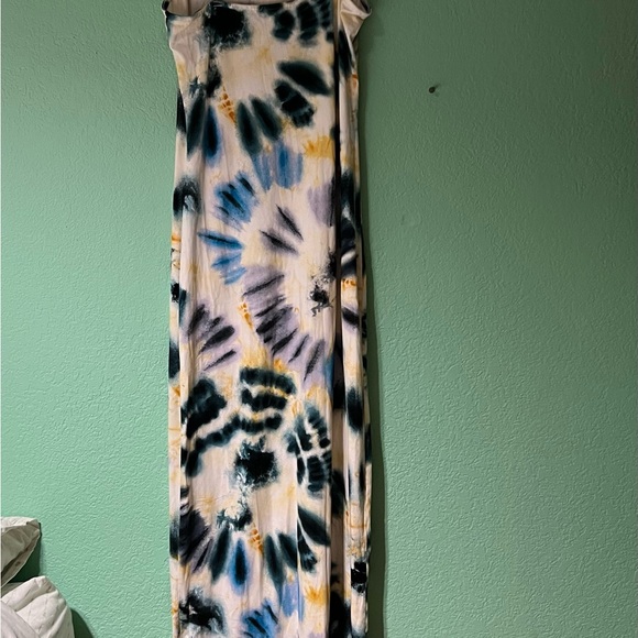 Haute Monde Tie-Dye Maxi Dress in White, Blue, Green, Gold - Picture 5 of 5